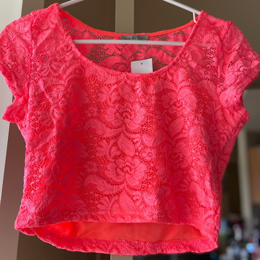 Pink lace crop top never worn tag still on